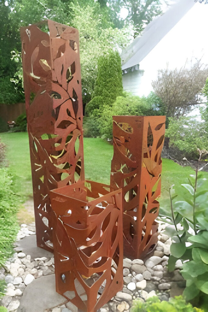 sculpture acier corten